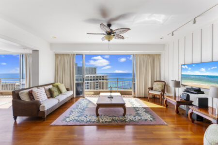 ILIKAI CONDO ３BD ２BATH 　イリカイコンドペントハウス