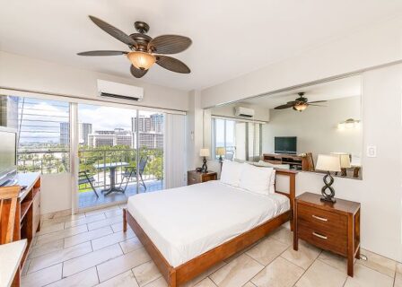 Waikiki Shore STUDIO ワイキキショア・スタジオ＃1105　絶景オーシャンビュー至近パーキング有
